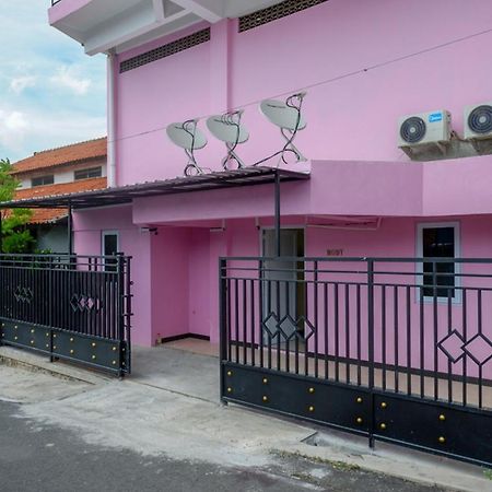 Reddoorz @ Jalan Gatot Subroto Semarang Hotel Eksteriør billede