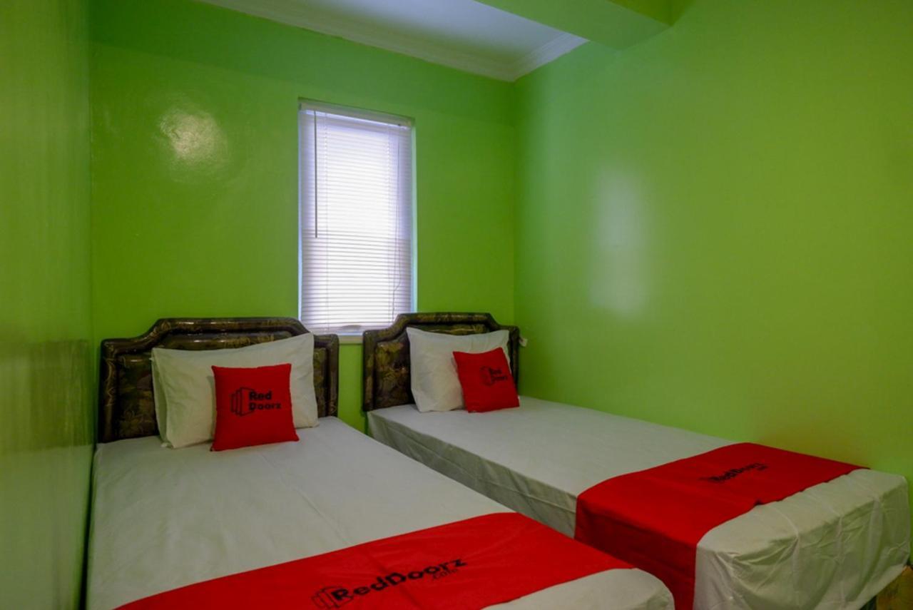 Reddoorz @ Jalan Gatot Subroto Semarang Hotel Eksteriør billede